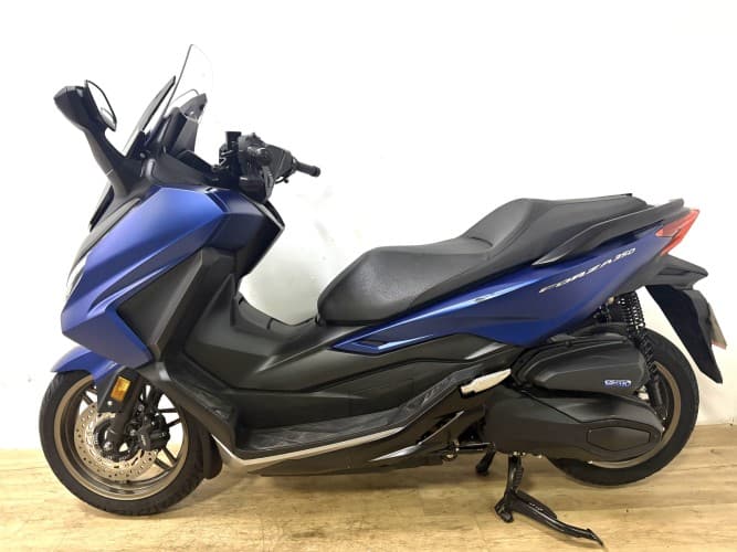 Comprar HONDA FORZA 350 2023 de segunda mano HONDA FORZA 350 2023 de segunda mano