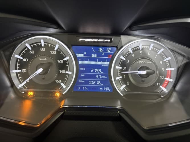 Comprar HONDA FORZA 350 2023 de segunda mano HONDA FORZA 350 2023 de segunda mano