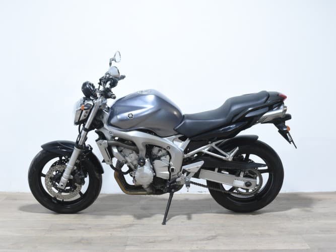 YAMAHA FZ 6 N (A) 2006 de segunda mano