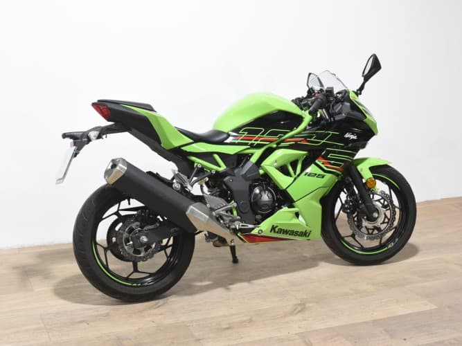 Comprar KAWASAKI NINJA 125 2023 de segunda mano KAWASAKI NINJA 125 2023 de segunda mano