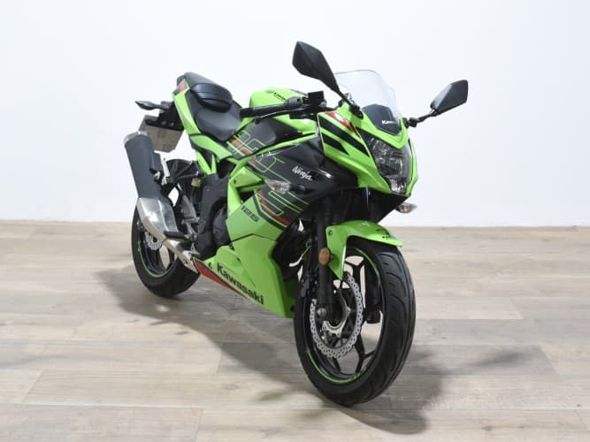 Comprar KAWASAKI NINJA 125 2023 de segunda mano KAWASAKI NINJA 125 2023 de segunda mano