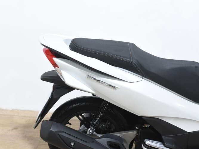 Comprar HONDA PCX 125 2016 de segunda mano HONDA PCX 125 2016 de segunda mano