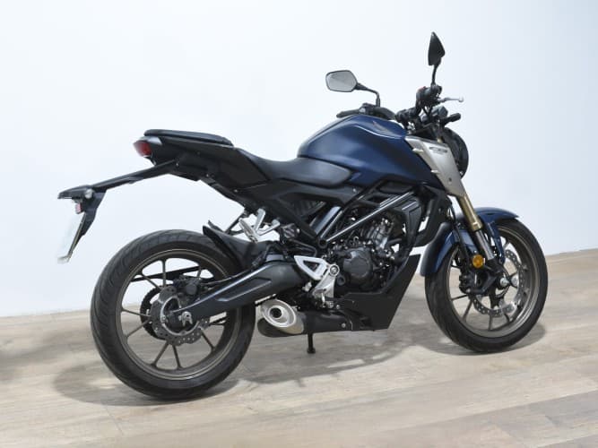 Comprar HONDA CB 125 R 2021 de segunda mano HONDA CB 125 R 2021 de segunda mano