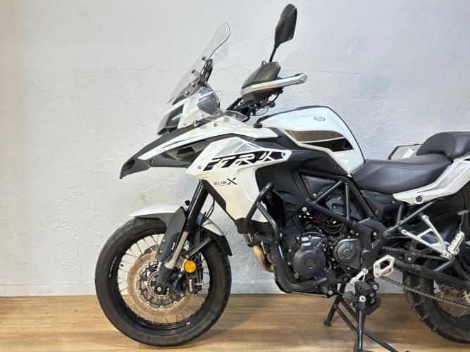 Comprar BENELLI TRK 502 X 2023 de segunda mano BENELLI TRK 502 X 2023 de segunda mano