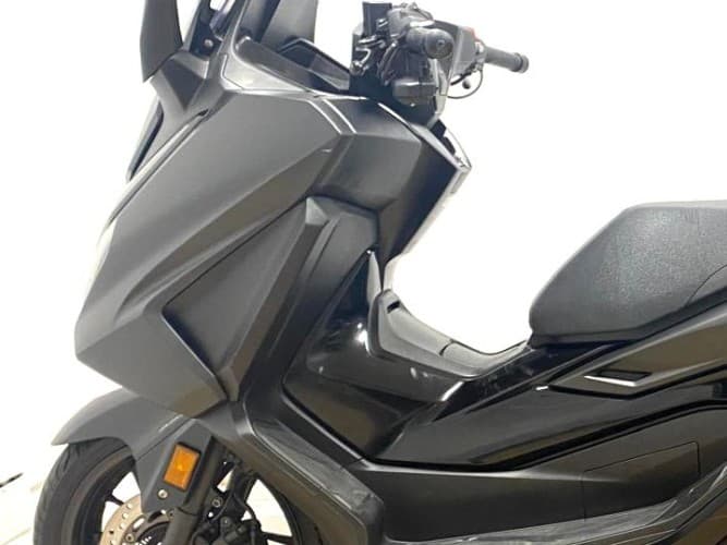 Comprar HONDA FORZA 350 2023 de segunda mano HONDA FORZA 350 2023 de segunda mano