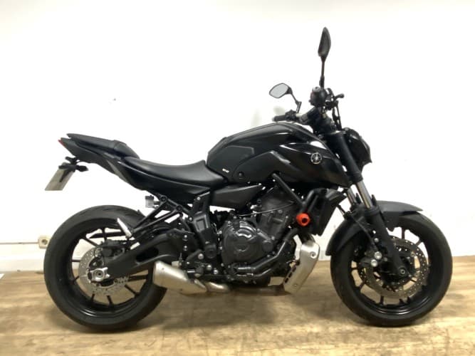 Comprar YAMAHA MT-07 2022 de segunda mano YAMAHA MT-07 2022 de segunda mano
