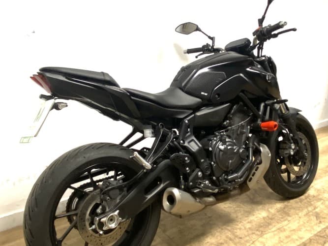 Comprar YAMAHA MT-07 2022 de segunda mano YAMAHA MT-07 2022 de segunda mano