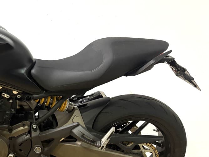 Comprar DUCATI MONSTER 821 2016 de segunda mano DUCATI MONSTER 821 2016 de segunda mano