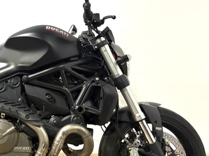 Comprar DUCATI MONSTER 821 2016 de segunda mano DUCATI MONSTER 821 2016 de segunda mano