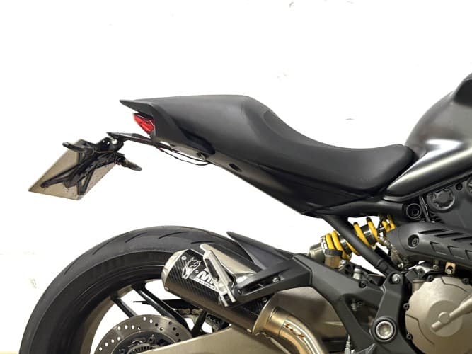 Comprar DUCATI MONSTER 821 2016 de segunda mano DUCATI MONSTER 821 2016 de segunda mano
