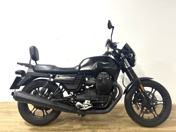 Comprar MOTO GUZZI V7 STONE 850 2018 de segunda mano MOTO GUZZI V7 STONE 850 2018 de segunda mano