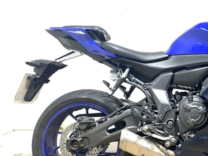 YAMAHA R7 (A2) 2023 de segunda mano