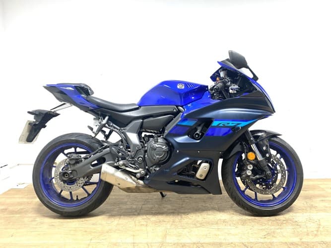 YAMAHA R7 (A2) 2023 de segunda mano
