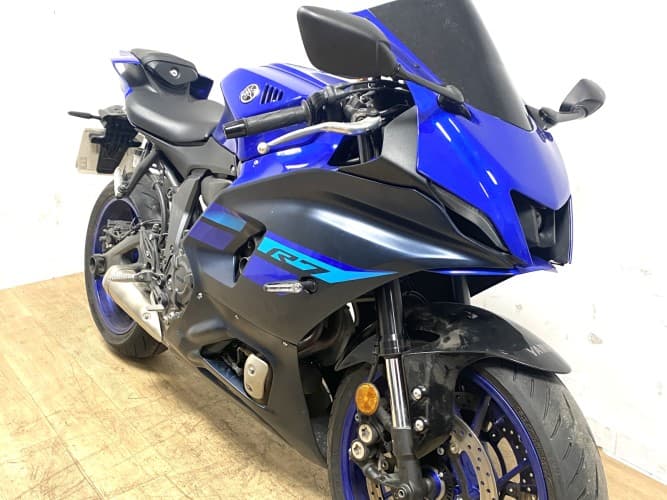 YAMAHA R7 (A2) 2023 de segunda mano