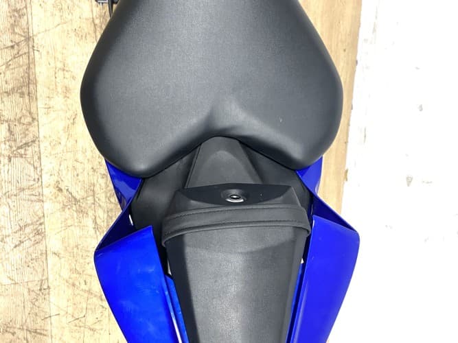 YAMAHA R7 (A2) 2023 de segunda mano