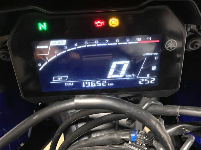 YAMAHA R7 (A2) 2023 de segunda mano