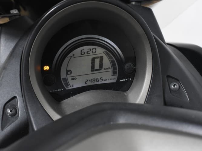 YAMAHA NMAX 125 2016 de segunda mano