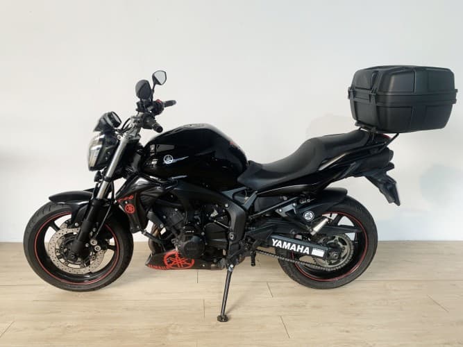 YAMAHA FZ 6 N 2008 de segunda mano