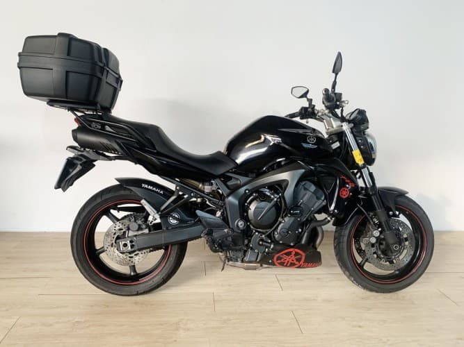 YAMAHA FZ 6 N 2008 de segunda mano