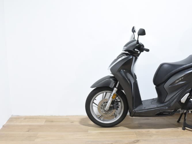 HONDA SH 125 2021 de segunda mano