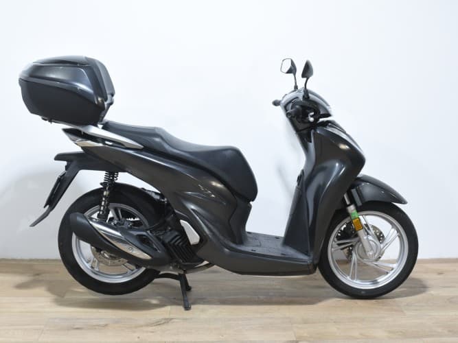 HONDA SH 125 2021 de segunda mano