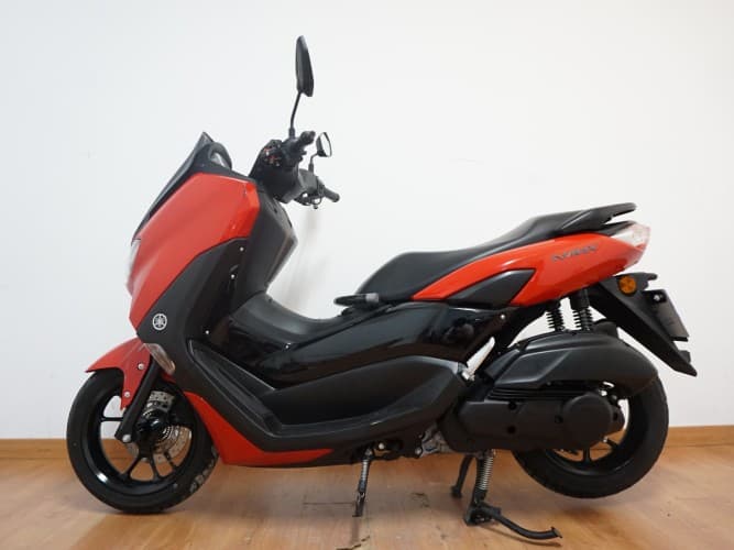 Comprar YAMAHA NMAX 125 2024 de segunda mano YAMAHA NMAX 125 2024 de segunda mano
