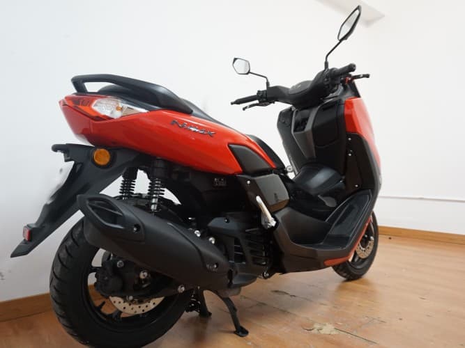 Comprar YAMAHA NMAX 125 2024 de segunda mano YAMAHA NMAX 125 2024 de segunda mano