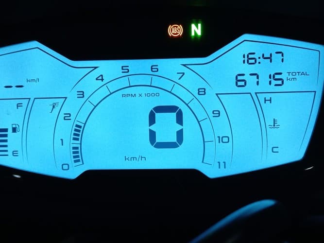 APRILIA TUONO 125 2024 de segunda mano