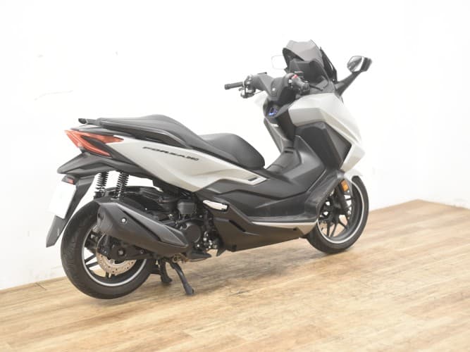 HONDA FORZA 350 2024 de segunda mano