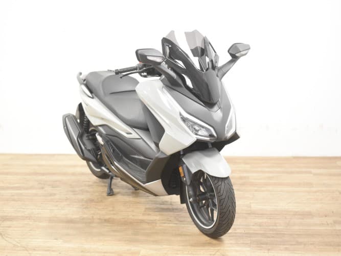 HONDA FORZA 350 2024 de segunda mano