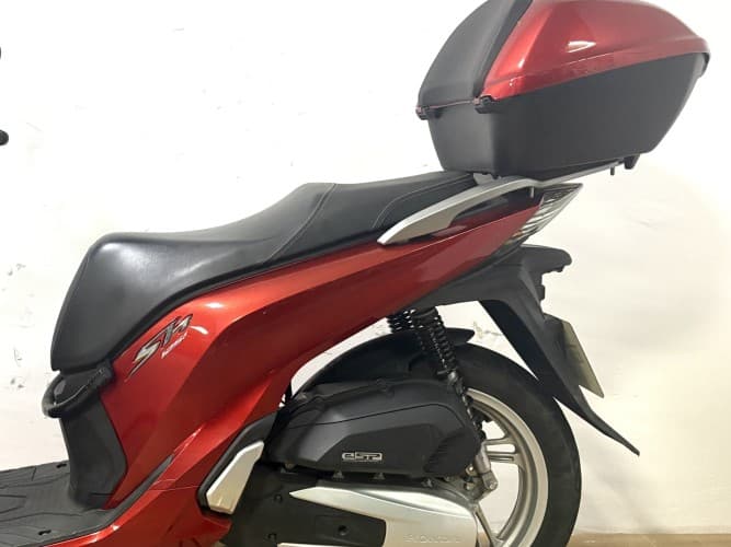 HONDA SH 125 2018 de segunda mano
