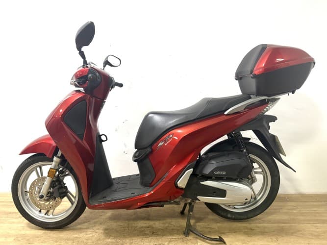 HONDA SH 125 2018 de segunda mano