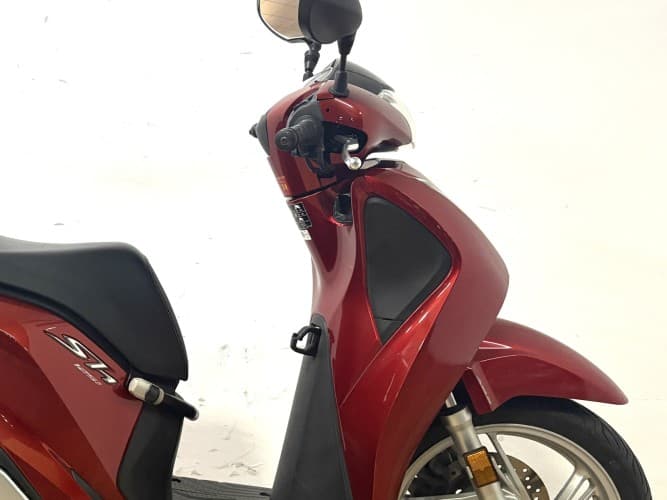 HONDA SH 125 2018 de segunda mano