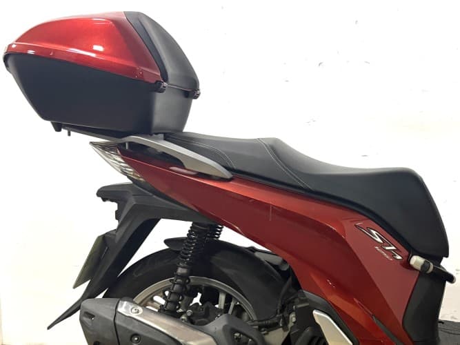 HONDA SH 125 2018 de segunda mano