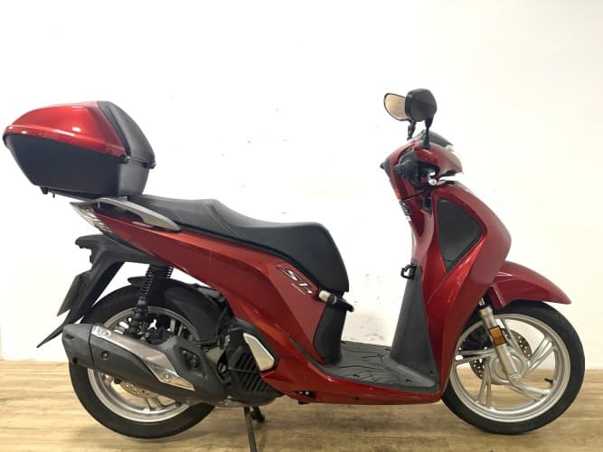 HONDA SH 125 2018 de segunda mano