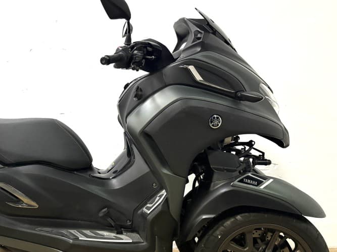 Comprar YAMAHA TRICITY 300 2020 de segunda mano YAMAHA TRICITY 300 2020 de segunda mano