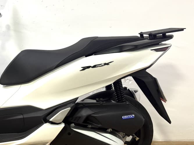 HONDA PCX 125 2024 de segunda mano