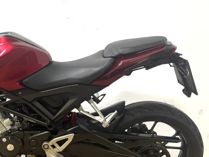 Comprar HONDA CB 125 R 2019 de segunda mano HONDA CB 125 R 2019 de segunda mano