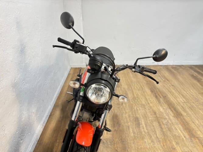 Comprar DUCATI SCRAMBLER 400 2018 de segunda mano DUCATI SCRAMBLER 400 2018 de segunda mano