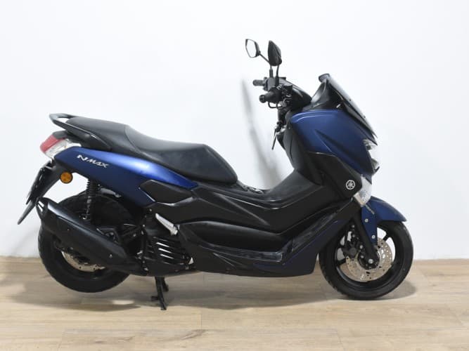 Comprar YAMAHA NMAX 125 2020 de segunda mano YAMAHA NMAX 125 2020 de segunda mano