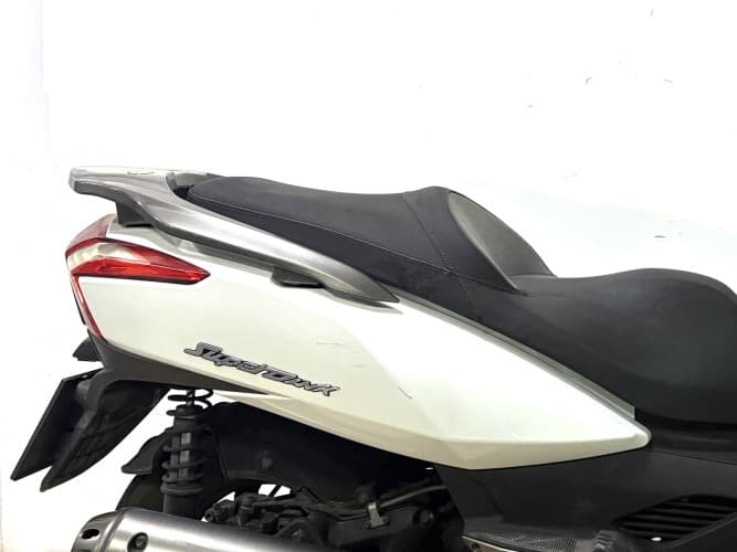 KYMCO SUPER DINK 125 2010 de segunda mano