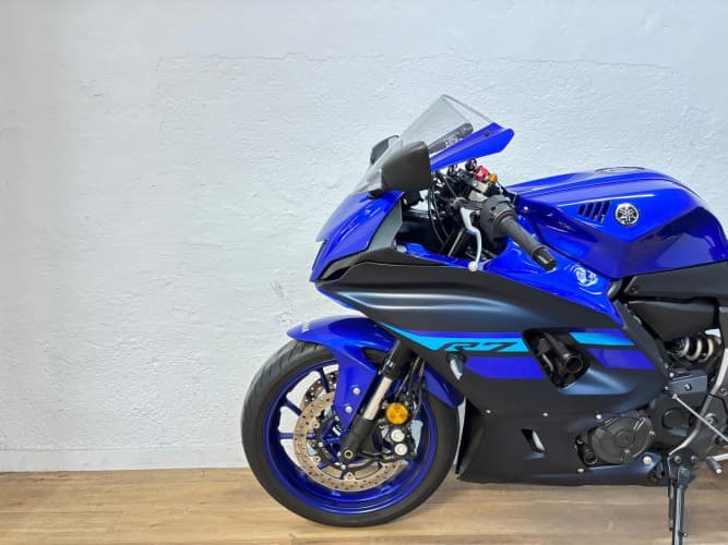 YAMAHA R7 2025 de segunda mano