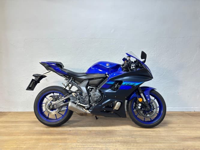 YAMAHA R7 2025 de segunda mano