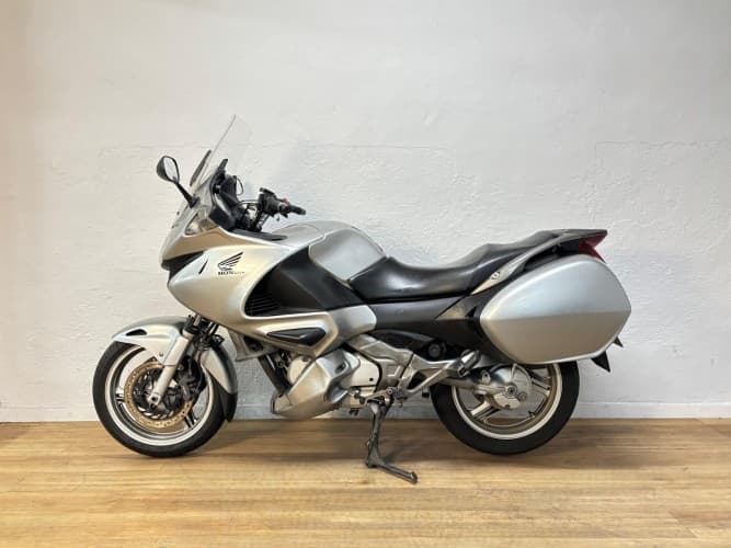 HONDA NT 700 V DEAUVILLE (GARANTÍA DE 1 MES) 2007 de segunda mano