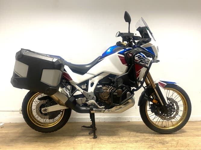 HONDA CRF 1100 L AFRICA TWIN ADVENTURE SPORTS DCT (2 MALETAS) 2024 de segunda mano