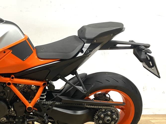 Comprar KTM 1290 SUPER DUKE R (MIVV HOMOLOGADO) 2023 de segunda mano KTM 1290 SUPER DUKE R (MIVV HOMOLOGADO) 2023 de segunda mano