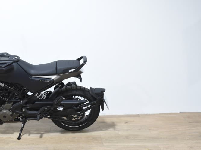 HUSQVARNA SVARTPILEN 401 2024 de segunda mano