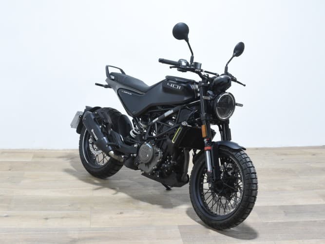 HUSQVARNA SVARTPILEN 401 2024 de segunda mano