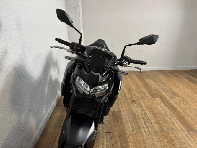 Comprar KAWASAKI Z 900 (e)(A) 2022 de segunda mano KAWASAKI Z 900 (e)(A) 2022 de segunda mano