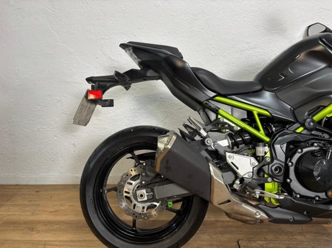 Comprar KAWASAKI Z 900 (e)(A) 2022 de segunda mano KAWASAKI Z 900 (e)(A) 2022 de segunda mano